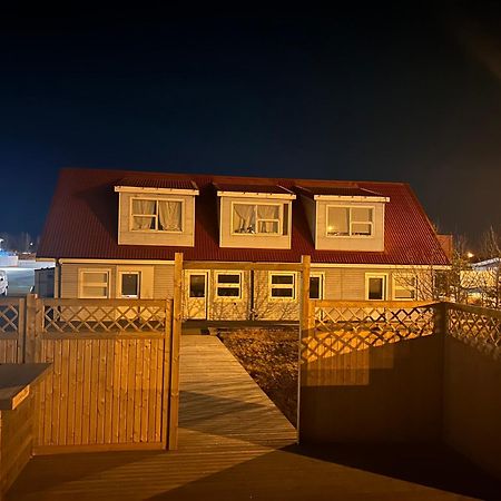 Motel Arctic Wind Vogar  Buitenkant foto