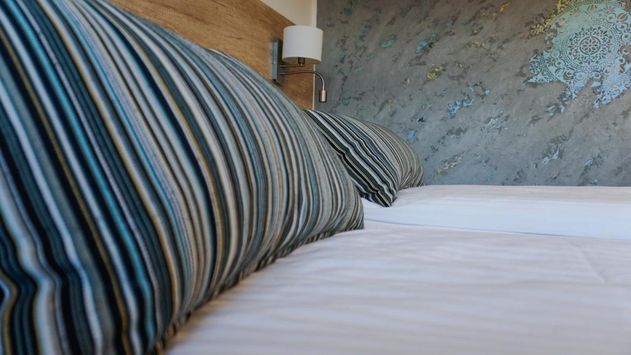 Motel Arctic Wind Vogar  Buitenkant foto